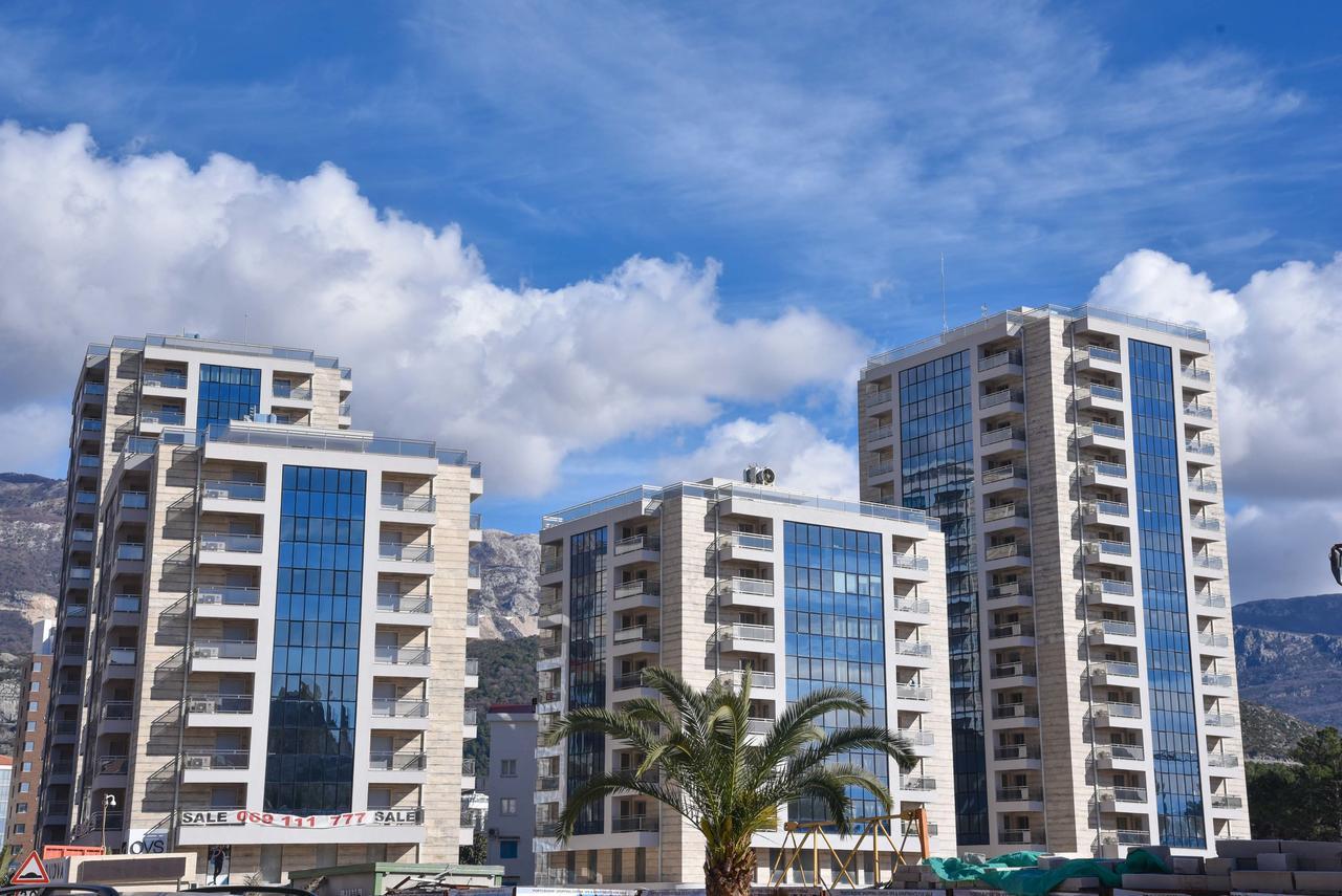 Lägenhet Luxury Fontana Budva